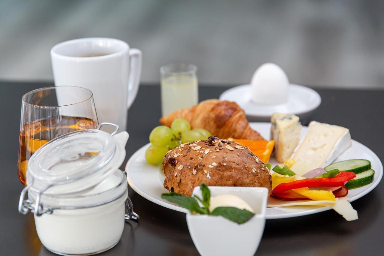 Hotell Och Restaurang Hovs Hallar 巴斯塔德 外观 照片