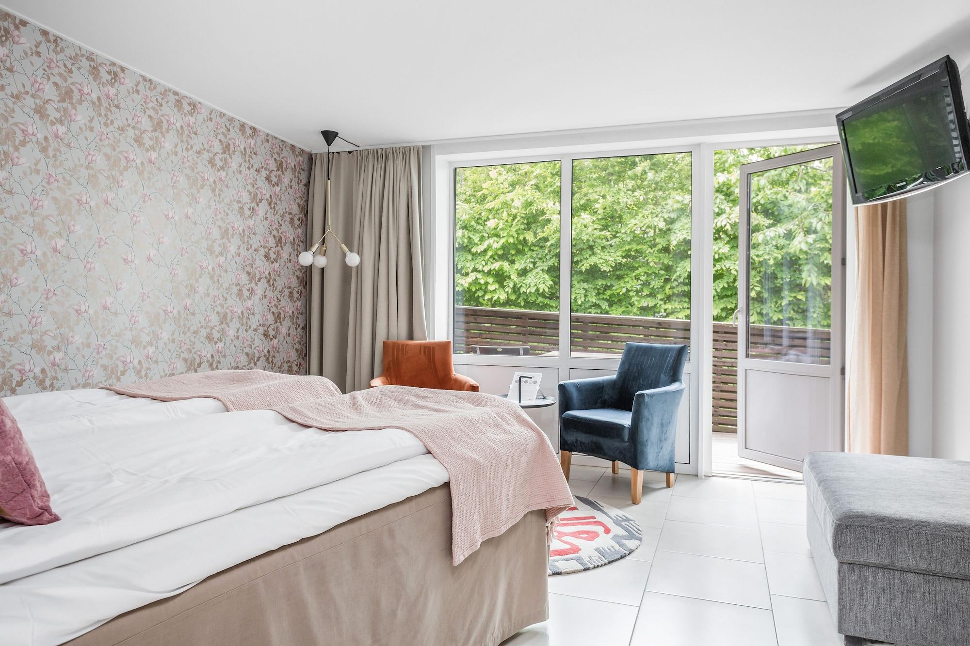 Hotell Och Restaurang Hovs Hallar 巴斯塔德 外观 照片